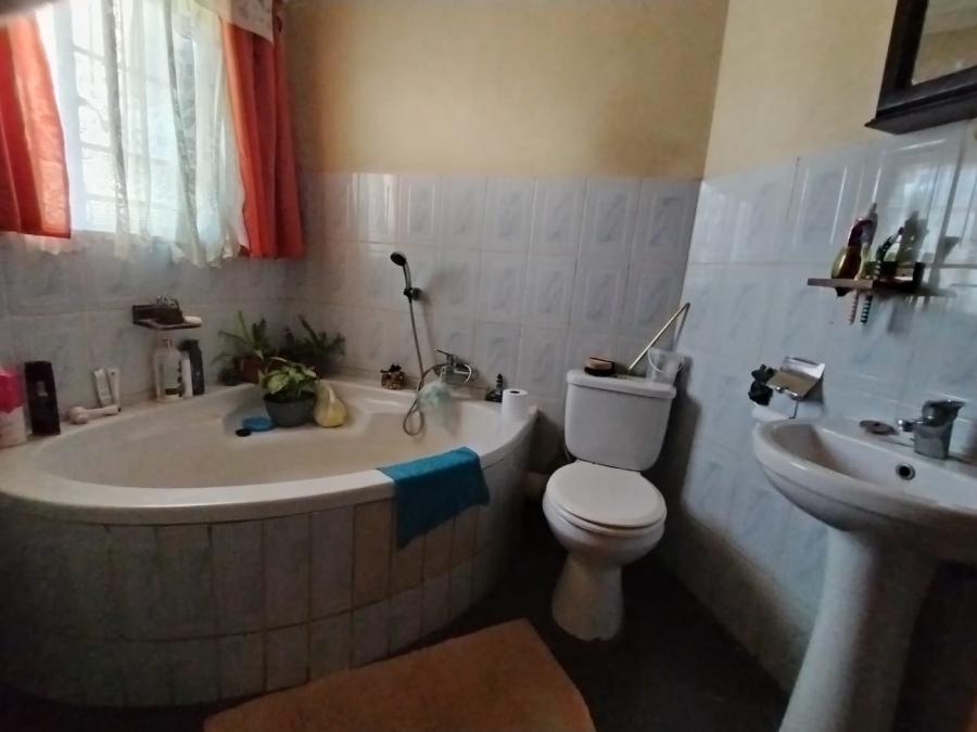 3 Bedroom Property for Sale in Swartruggens North West